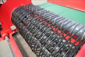 4BYH-1.3 Rear-Mounted Two-Row Bean Puller-1